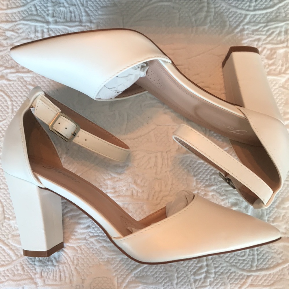 NEW Forever heels 3” - Picture 10 of 10
